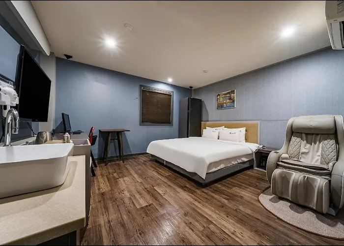 Mora Hotel